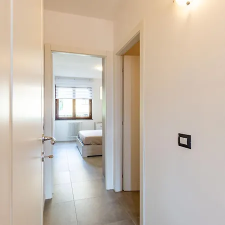 Re16 Regina By Interhome شقة غْرافيدونا